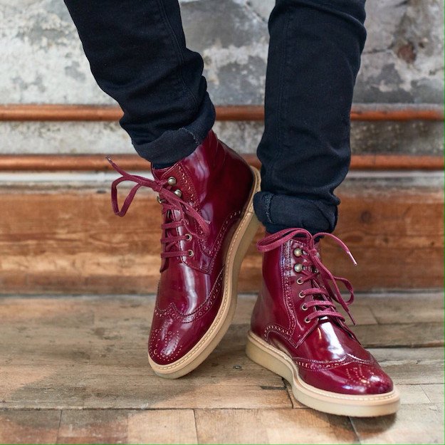 calaphya's tweet photo. HAUTE COUTURE AND PRODUCTION OF LUXURY BRANDS GO VEGAN! #veganfashion #veganbrands #veganshoes #veganclothes 
https://t.co/wRA1VOP3Ys https://t.co/DxC3tUFb2T