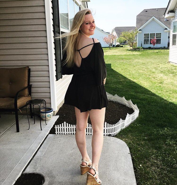 This week's sister of the week is @wmily_ehittle for raising almost $1000 for <a href="/autismspeaks/">autism speaks</a>! You go girl! 💙