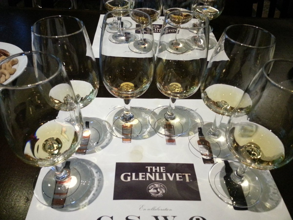 Dégustation de scotch Glenlivet scotch tasting @theglenlivetCA <a href="/TheGlenlivetSA/">The Glenlivet SA</a>