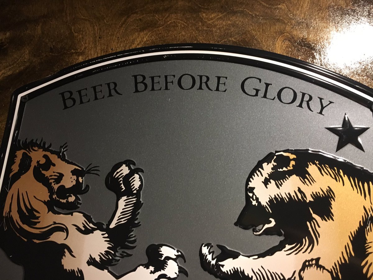 RhiannonsLiver's tweet photo. Two weeks into the #RRFFL and @3OClockBeatWrtr adopt a new motto: https://t.co/mjUXFcgtEL