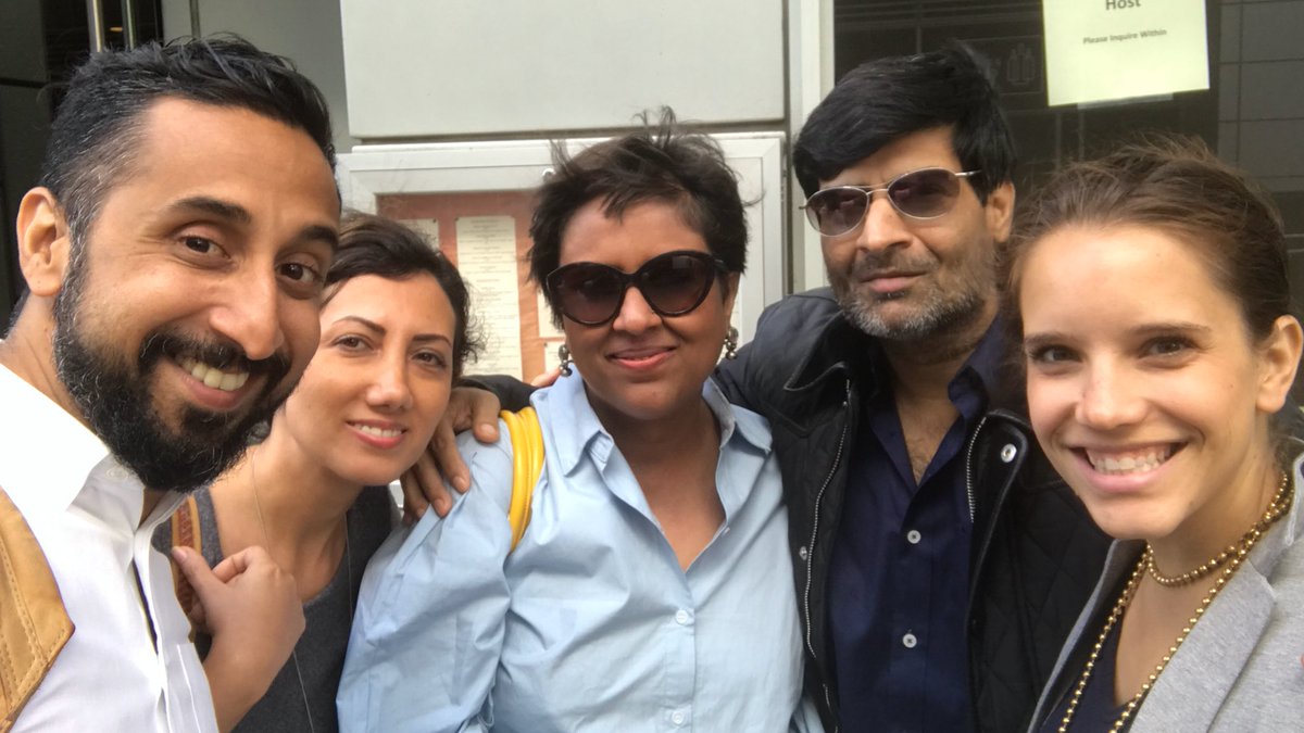 vikbeingvik (@vikbeingvik) on Twitter photo Not every day you get to lunch w/the Oprah/Amanpour of India <a href="/BDUTT/">barkha dutt</a> good food, great company @LauraCMeyer <a href="/samirsaran/">Samir Saran</a> <a href="/SaraAhmadian/">Sara Ahmadian</a> #liberal Not every day you get to lunch w/the Oprah/Amanpour of India <a href="/BDUTT/">barkha dutt</a> good food, great company @LauraCMeyer <a href="/samirsaran/">Samir Saran</a> <a href="/SaraAhmadian/">Sara Ahmadian</a> #liberal