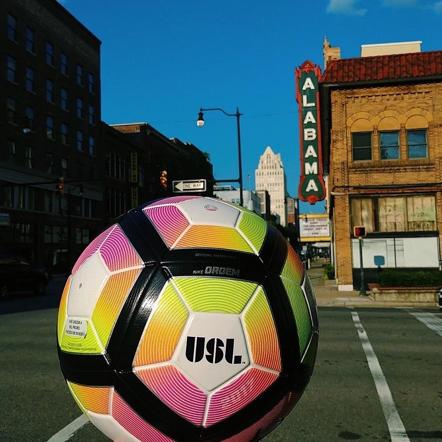 bhmlegion's tweet photo. Hey Birmingham, professional soccer is here to take over! ⚽👀

#USLBHMTakeover
#LocalPride #LocalPassion https://t.co/7Mt52dIRaQ