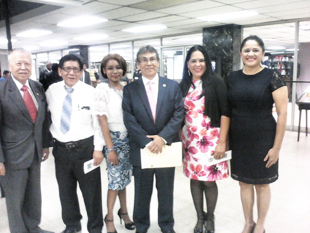 libelula_group's tweet photo. Gran Evento @sibiup #CCPAP #60Años @UNIVERSIDAD_PMA @AIXAPMA @maidominguez @TejedorDamaris @Soniagomez1964 @RusiaGonzalez @NellySanchezV https://t.co/1TbE64Jw2U