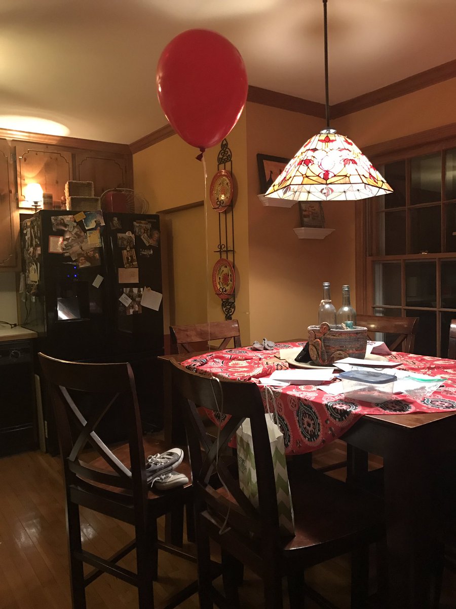 b_jills's tweet photo. Somebody hates me. https://t.co/w2uvepZj3U