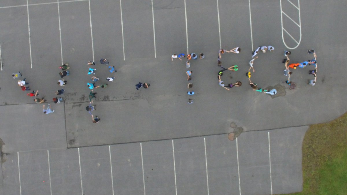 n_purinton's tweet photo. Give them a challenge... Then hover and guide them to success! #dronephotography @ValleyPTECH https://t.co/aOFPOxFq9M