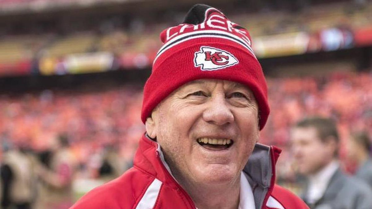 Chiefs name television broadcast booth in honor of Len Dawson.

➡️ chfs.me/2ya4GbW