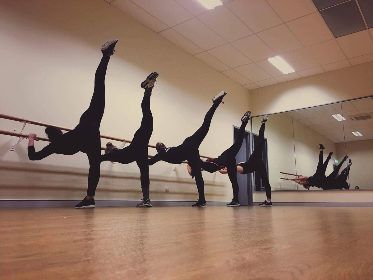 Working hard on our strength and flexibility in off ice leading in to this weekend's #StateChampionships #Spirals #Strong