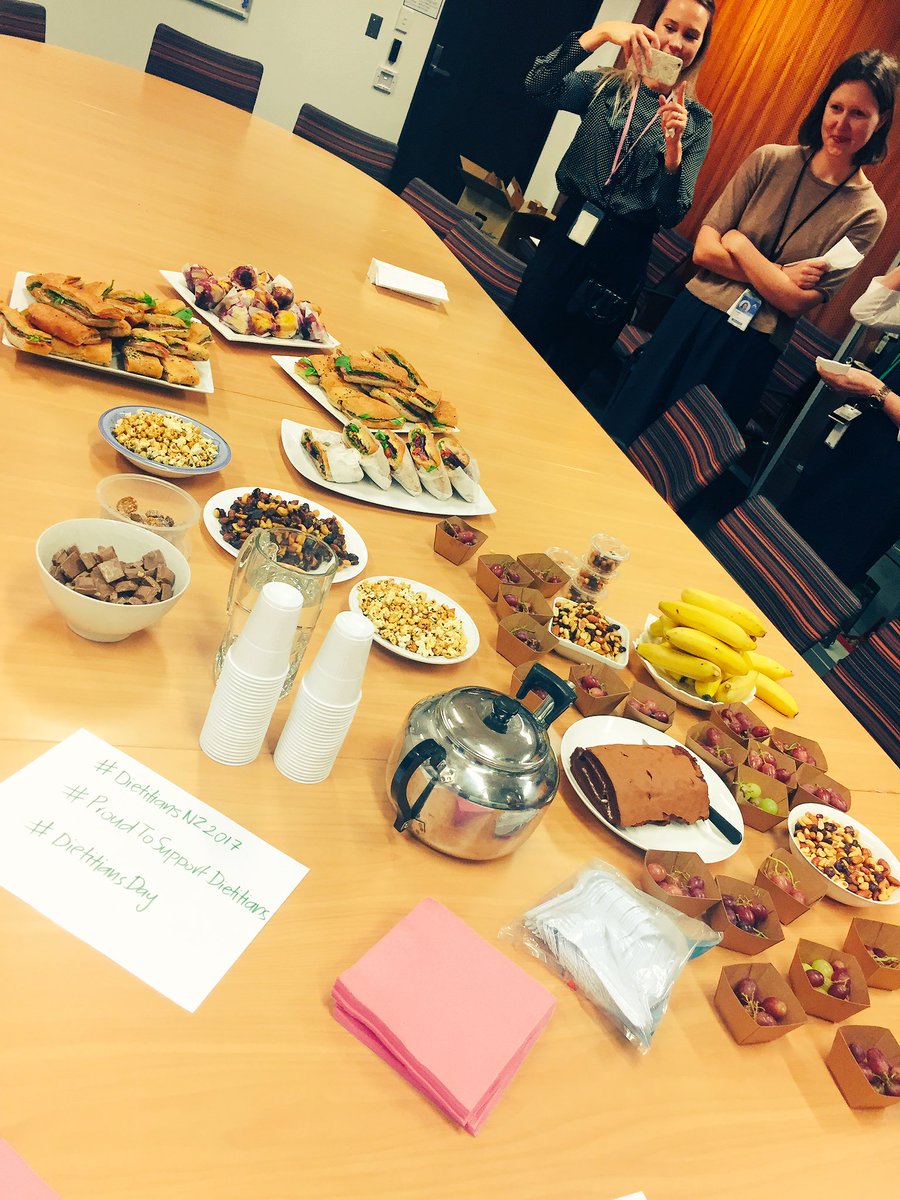 We <a href="/UoANutrition/">Auckland Nutrition</a> celebrated #DietitiansDay with dietitians from <a href="/AucklandDHB/">ADHB</a> <a href="/EatmylunchNz/">Eat My Lunch Ltd</a> #ProudToBeADietitian #DietitiansNZ2017