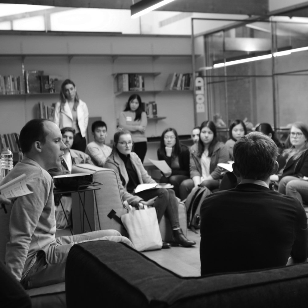 Aspiring #creatives come join us at deFrost* #49 - Student Folio Review next Thursday, 28th September! Free event de-frost.com