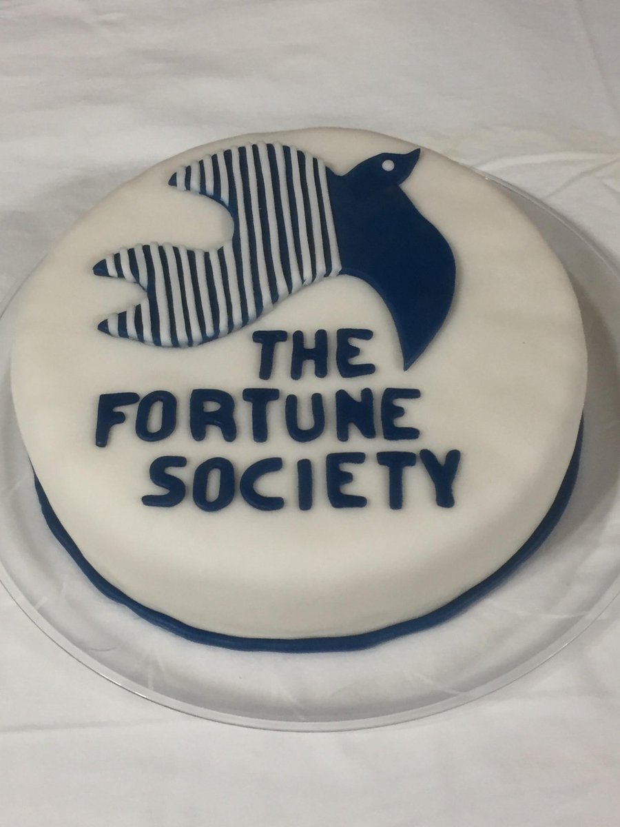 jillmarette99's tweet photo. .@thefortunesoc cake celebrating our founder David Rothenberg was beautiful &amp; delicious! @GVSHP @UMCoftheVillage 
#BuildingPeopleNotPrisons https://t.co/V3URtRGLxT