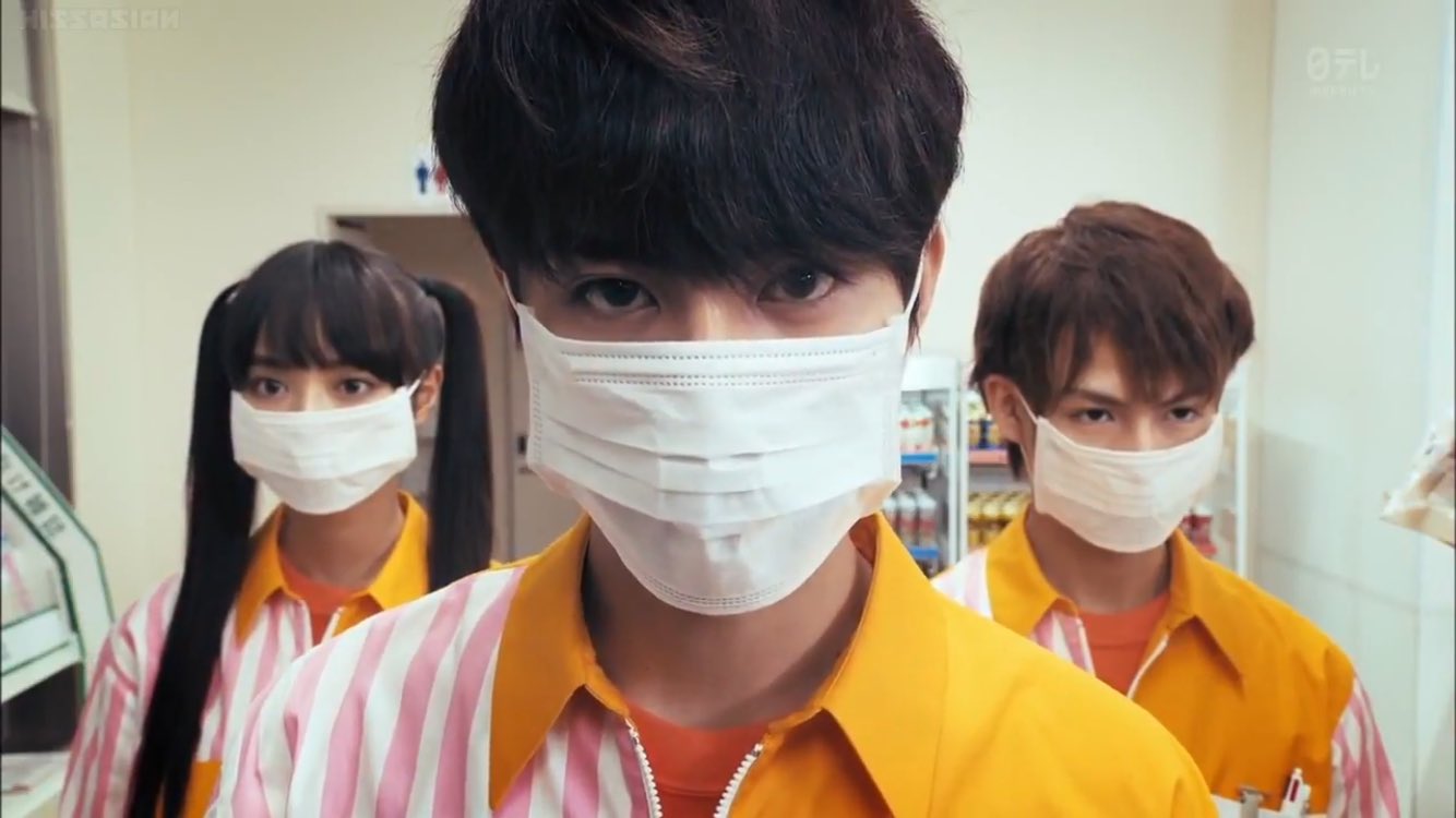 Twitter এ ａｙａ 間宮祥太朗 ニーチェ先生 何回も見ても面白い 間宮が佐藤二朗のお芝居で我慢できなくて笑っちゃって頑張ってこらえようとしてるところがすっごい好き 何回見てもほっこりする 間宮スマイルが大好きな私にとっては最高なドラマ