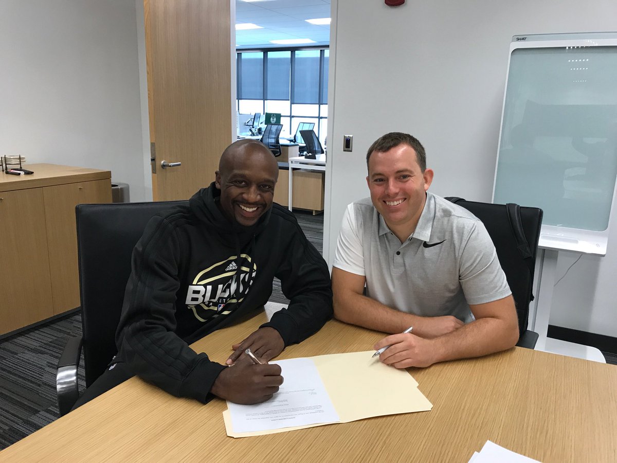 jasonterry31's tweet image. Innnnnnkd in #Roadto20