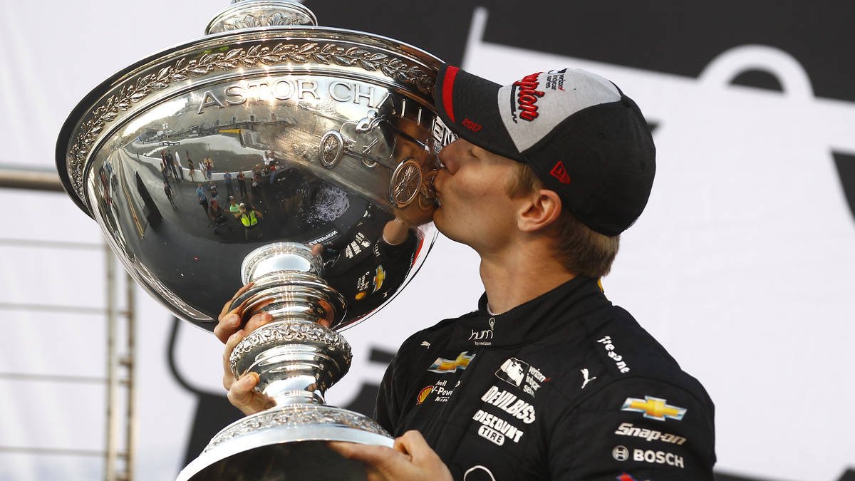 New IndyCar champion Josef Newgarden compares Penske to the Yankees bit.ly/2f67O1h https://t.co/pmpjYvud5Z