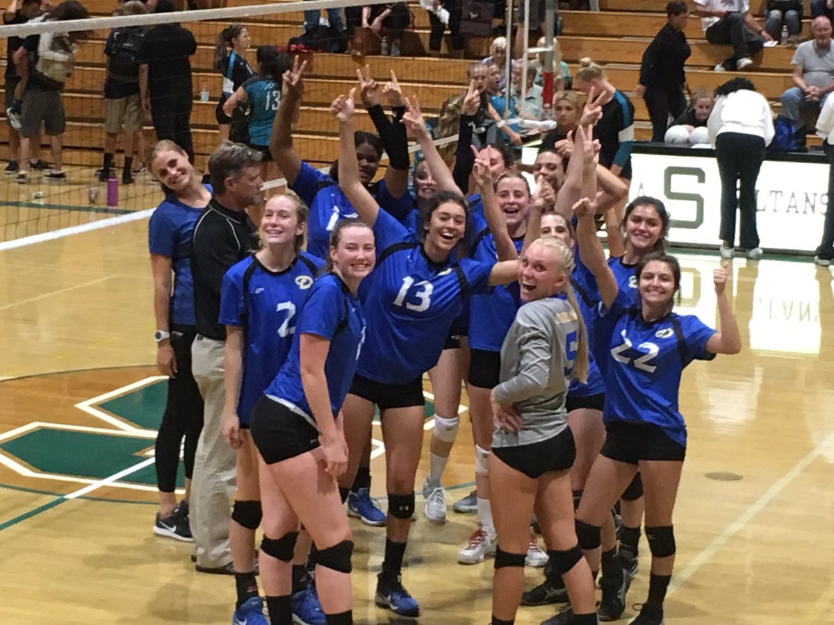 RHolmanSJUSD's tweet photo. @Serrano_Nation wins the third set and match. Great job of representing @SnowlineJUSD. #SHSDiamondbacks #bestyearever https://t.co/v2FcJMUILC