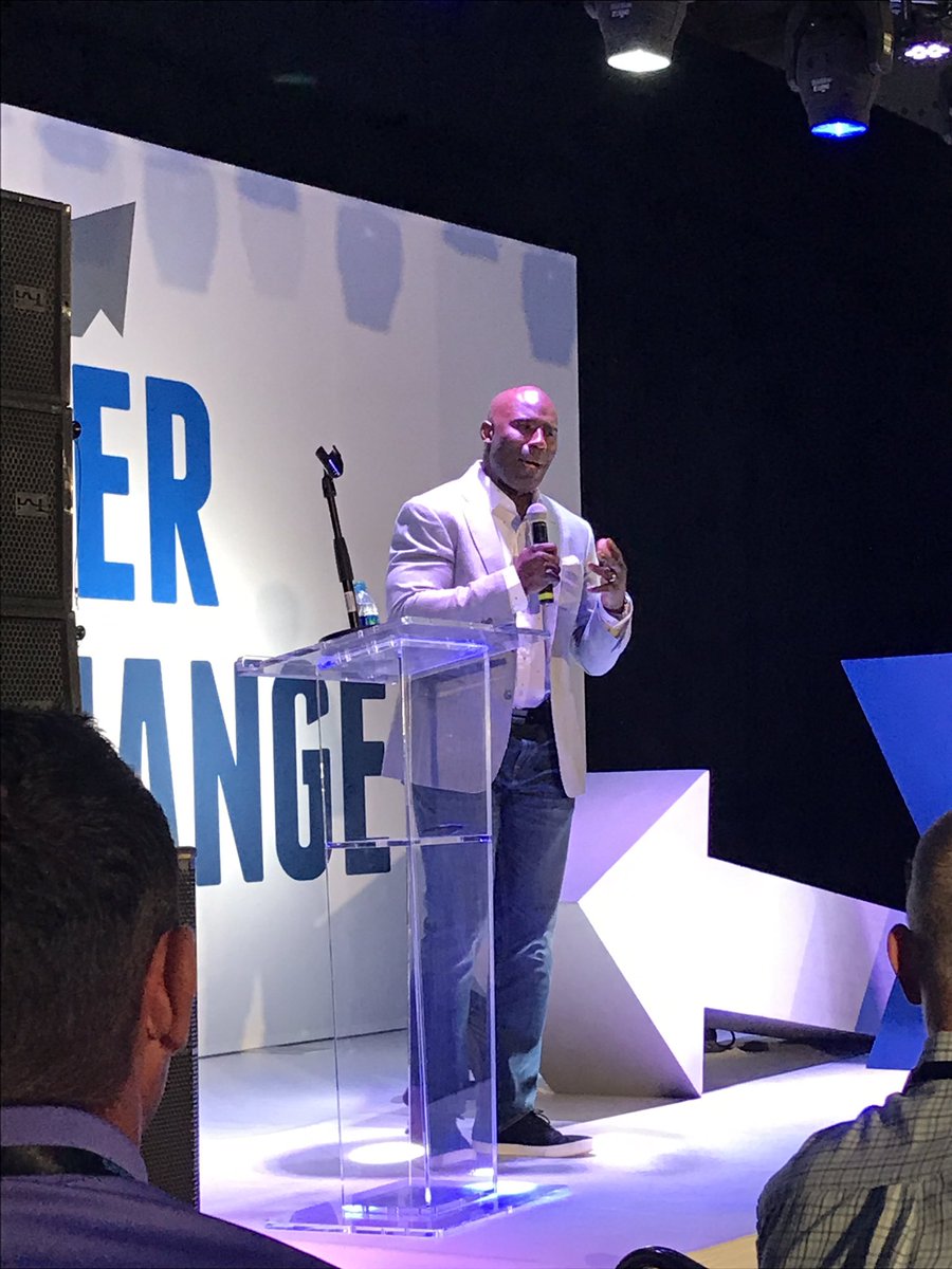 Carriersales's tweet photo. #carrierxchange is a Hall of Fame event in so many ways! https://t.co/H2D8jbMTKB