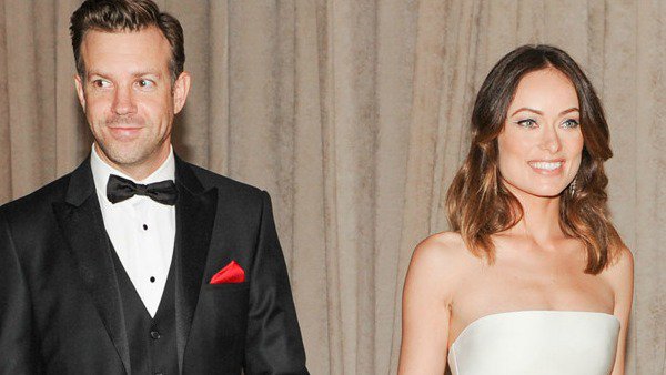 Enews:   Olivia Wilde wishes Jason Sudeikis a happy birthday with a series of love notes: 