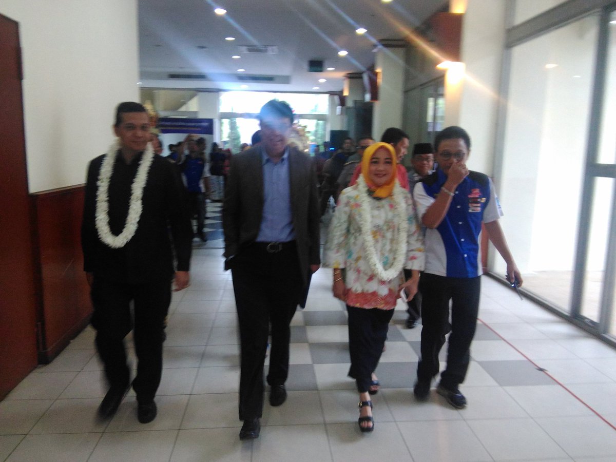 stsepti's tweet photo. Festival TIK 2017 di Gedung AAC Universitas Syiah Kuala Aceh, 19 September 2017 #relawantik #festikaceh2017 https://t.co/DBddsTnQqS