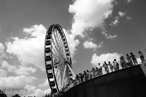 Navy Pier Ferris Wheel algophotograhy.wordpress.com/2017/09/19/nav…