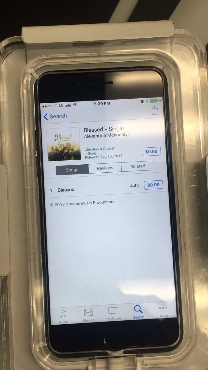 Snickerz415's tweet photo. STOP WHAT YOU ARE DOING AND GO PURCHASE MY SISTER SINGLE " BLESSED" this song will bless your soul!! Go purchase!! https://t.co/beD4nyDj2C
