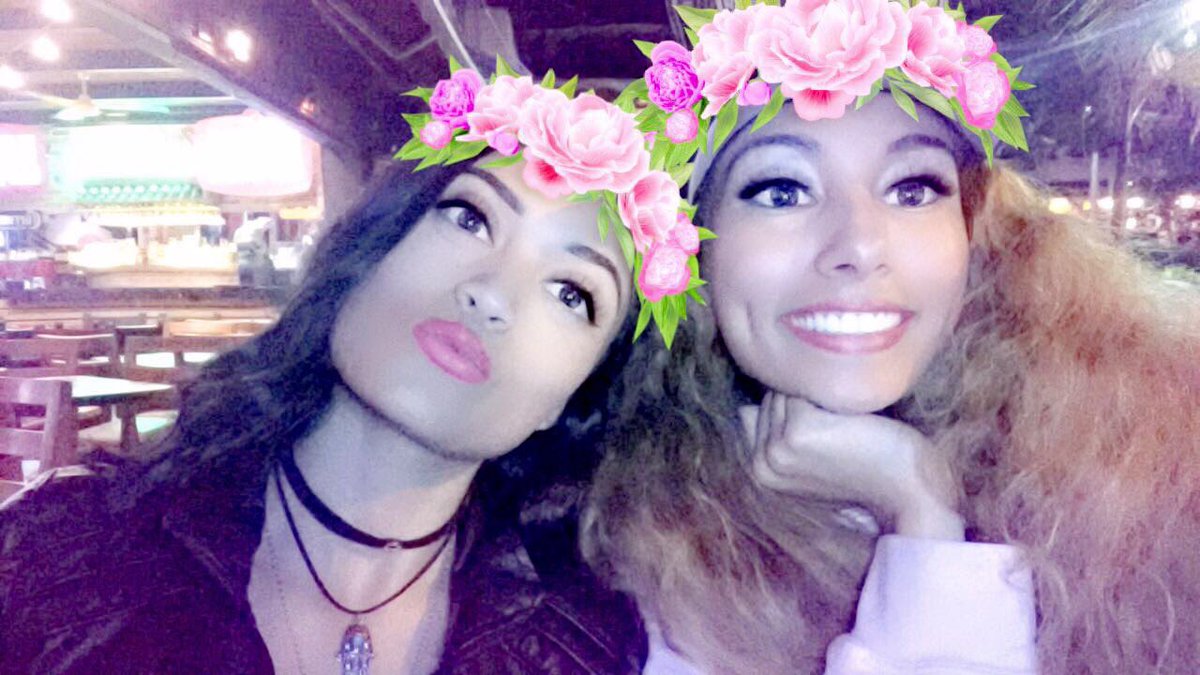 BanksieTV's tweet photo. Happy cam-versary! To my beautiful & good #Colombian friend @Alejandhra π€β¨ Go see her on @Flirt4Free now! π #Camgirl #Flirt4Free #BBLUHO https://t.co/96iEj0tuNV