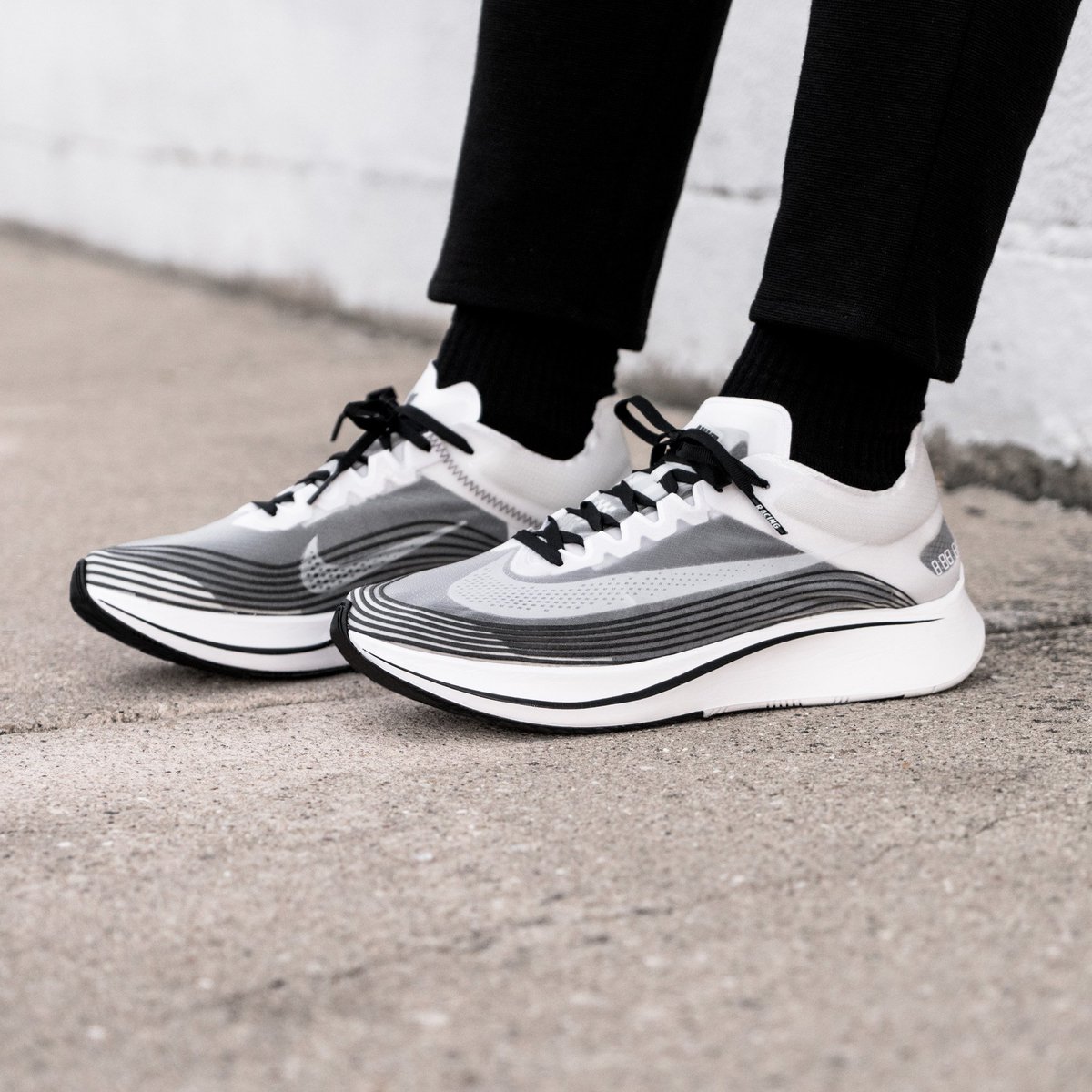 nikelab zoom fly sp white black