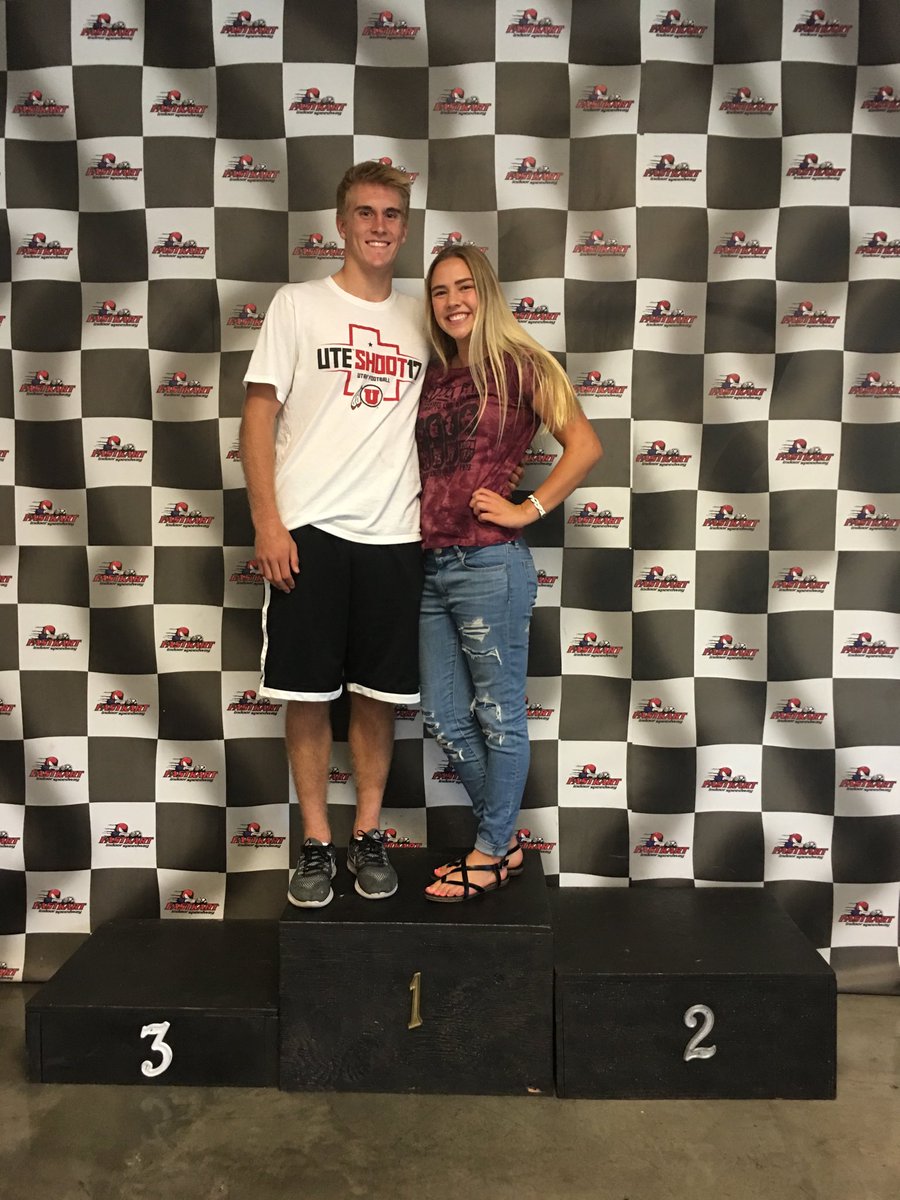 _BaileyPeterson's tweet photo. a little late, but hoco was so much fun thanks to my amazing date &amp; group!! thanks for taking me @Austin_Kirkman_ , i had the best time 😤🔥🤗 https://t.co/pAfJs5sykc