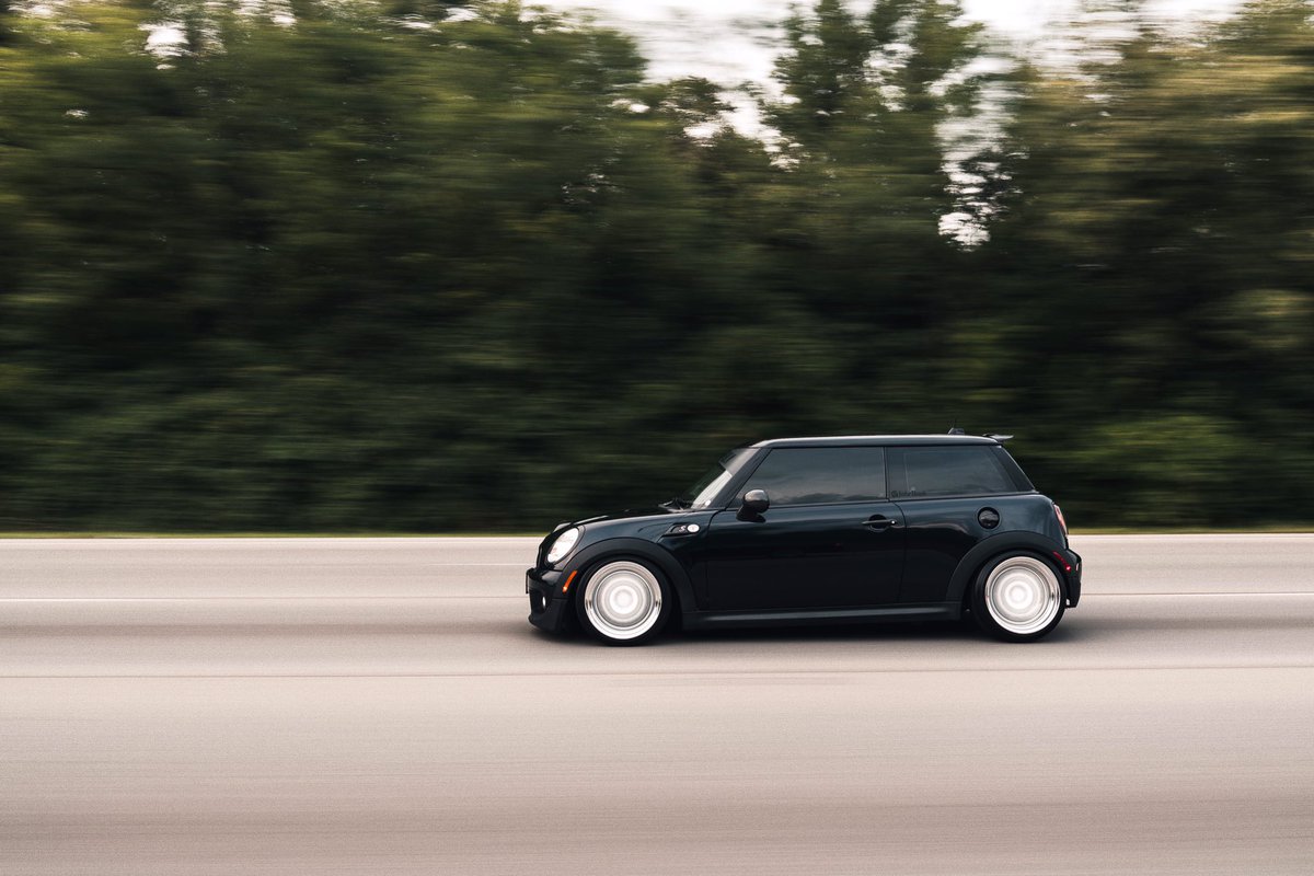 JakeNewk's tweet image. Think I can fit all of my things in here and run away from everything? 🙃🙃