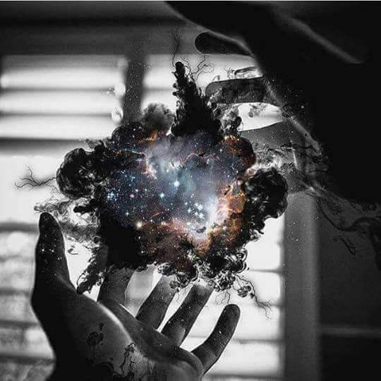 MichellRubio20's tweet image. "Quisiera

Quisiera volar muy lejos,
hasta el cielo, al infinito,
y gritar mis sentimientos, 
al espacio sin oídos.