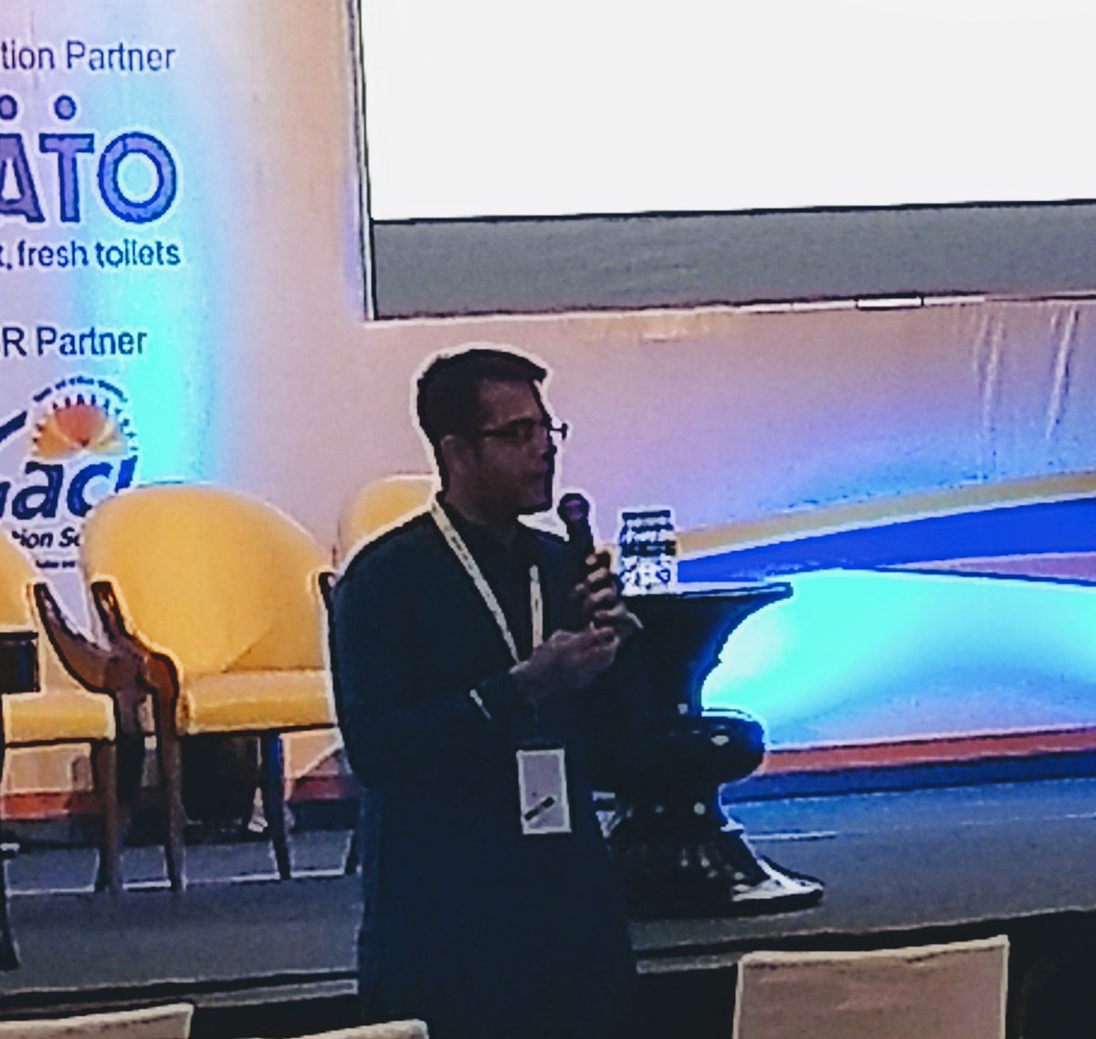 NGOBOX's tweet image. First session of the day-NGO Masterclass:DesignThinking in Social Impact with Mr Ankur Grover, CoFounder, @tinkerlabs #IndiaCSRsummit