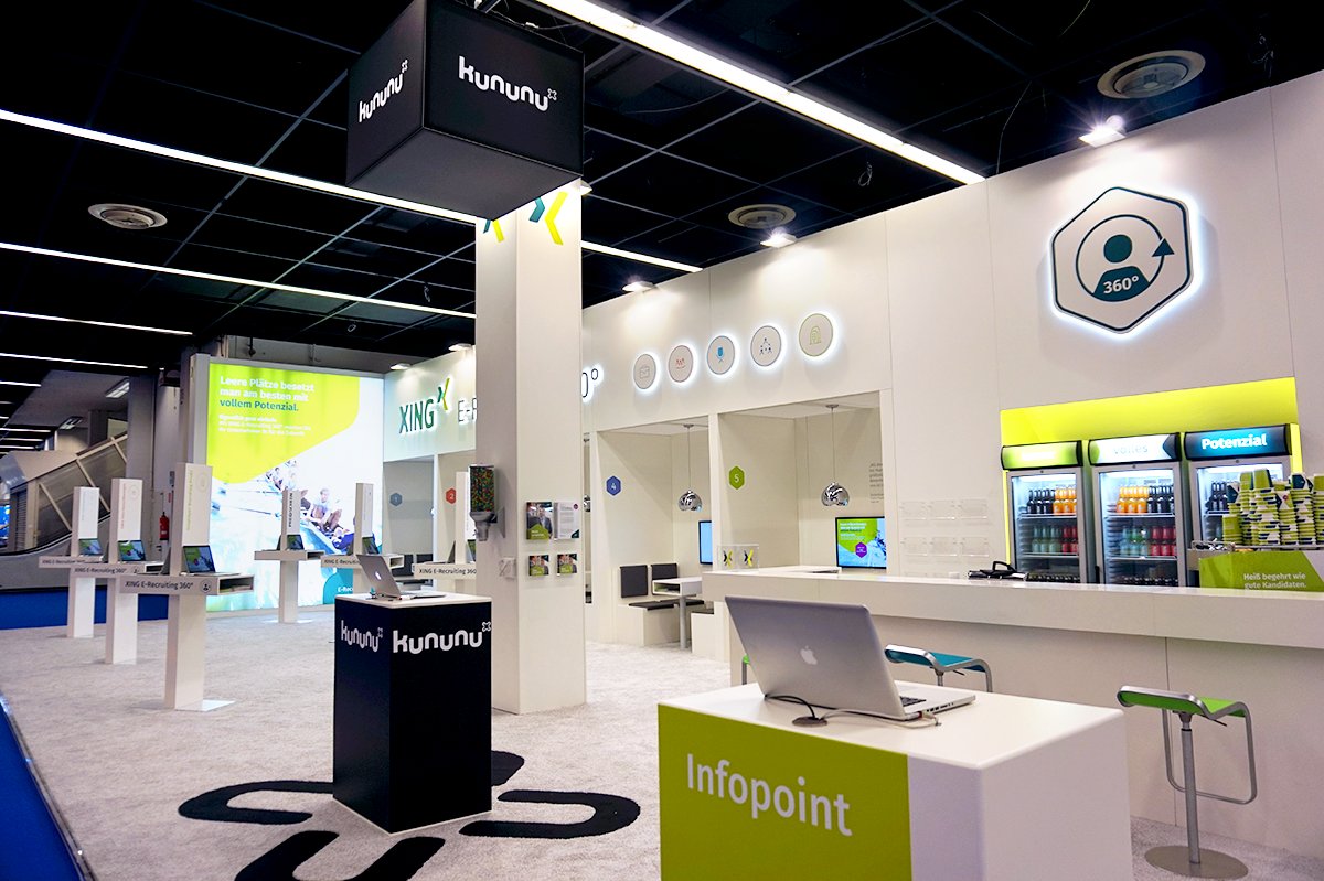 kununu's tweet image. Team #kununu im Einsatz auf der #ZP17. 🖤 Übrigens: Ihr findet uns in Halle 3.1 | Stand-Nr. F.17.