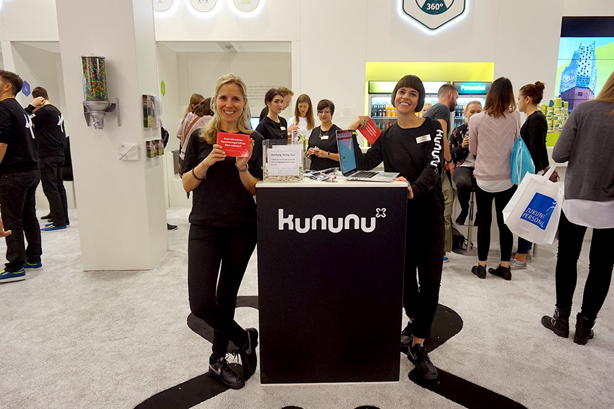 kununu's tweet image. Team #kununu im Einsatz auf der #ZP17. 🖤 Übrigens: Ihr findet uns in Halle 3.1 | Stand-Nr. F.17.