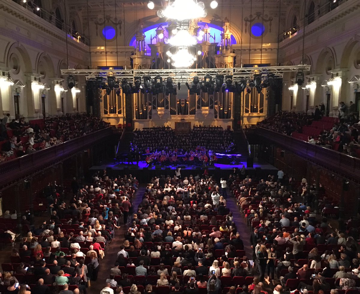 #primaryproms concert at Sydney Town Hall, fantastic opportunity for <a href="/CanleyValePS/">Canley Vale PS</a> Ss <a href="/lisa_n9/">Lisa Ng</a> <a href="/TinaBiala/">Tina Biala</a> <a href="/Missly111/">Rosena Ly</a> @_slam45 <a href="/k80tran/">Katie Tran</a> Kim T