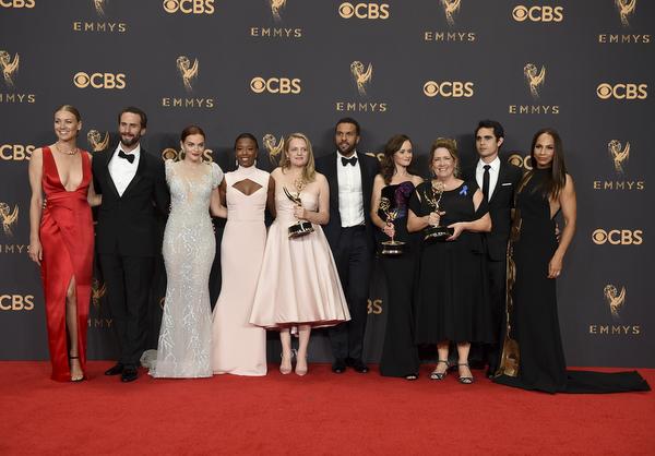 Hulu verwacht meer abonnees na winst Emmy telegraaf.nl/d/29295430