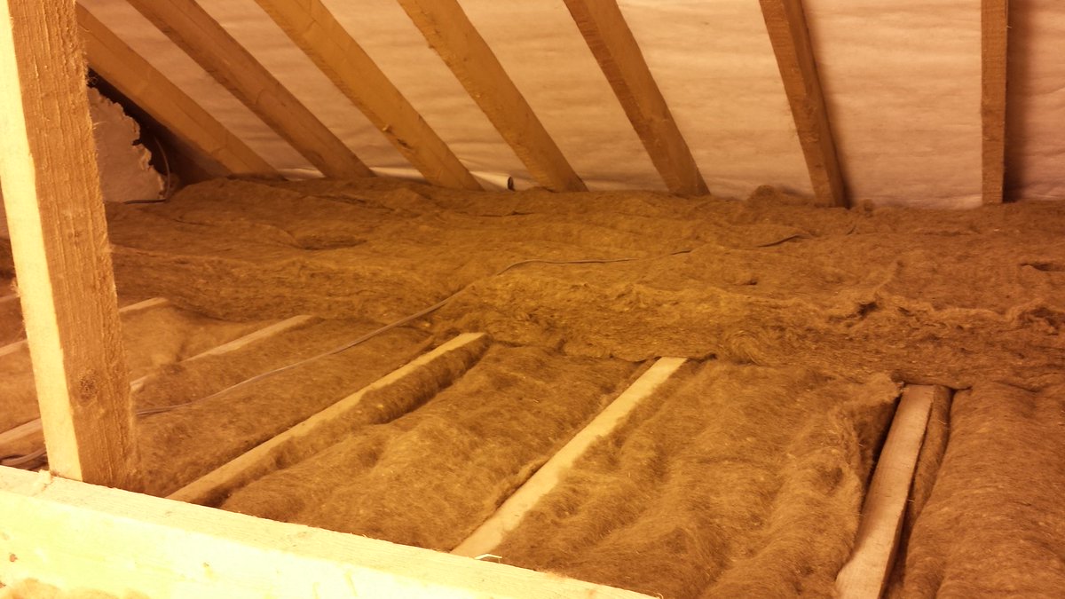 sheepwool's tweet image. Getting sorted for a cool, cold, winter, Snug as a bug with 100% Pure Wool