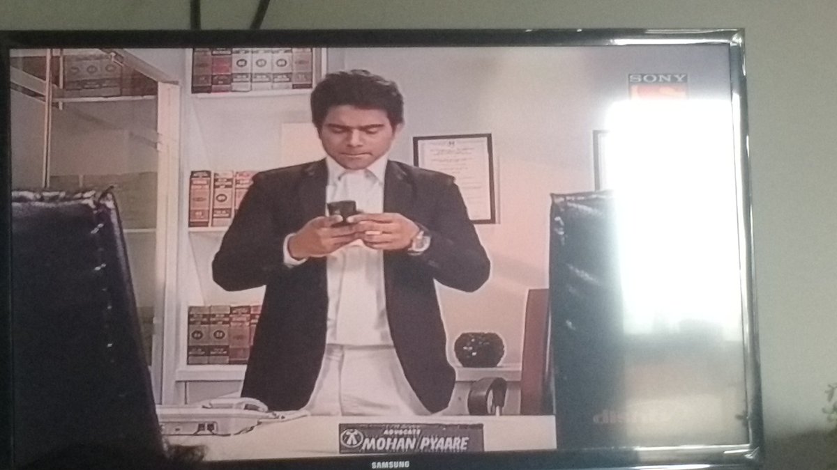 Akkithextweets's tweet photo. Remember this @Deepesh_b2 sir #Sab kuch mein 1st aane wale Adv.Payare Mohan 😉 #LookingDashing Malkhan bhaiya #BGPH #ThrowbackTuesday #TMKOC https://t.co/p2aWEWIEYf