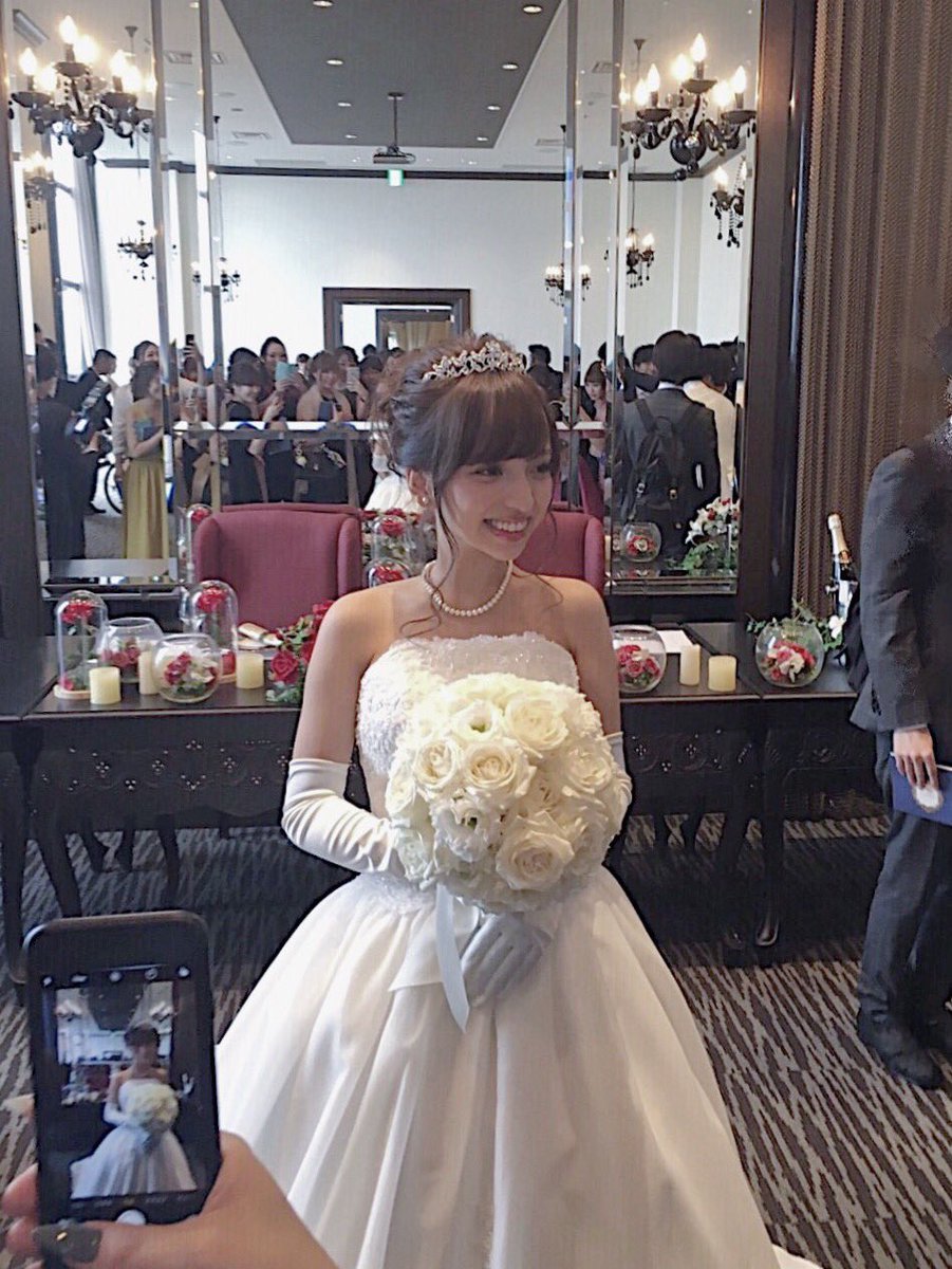 تويتر 平尾 優美花 ゆみちぃ على تويتر 17日に結婚式を挙げさせていただきました ひとりで式場を見つけてきてくれてサプライズで 結婚式あげよう って言ってくれた彼にはすごく感謝してます 妊娠中でも気にならない シーサイド台場https T Co Manysttedm