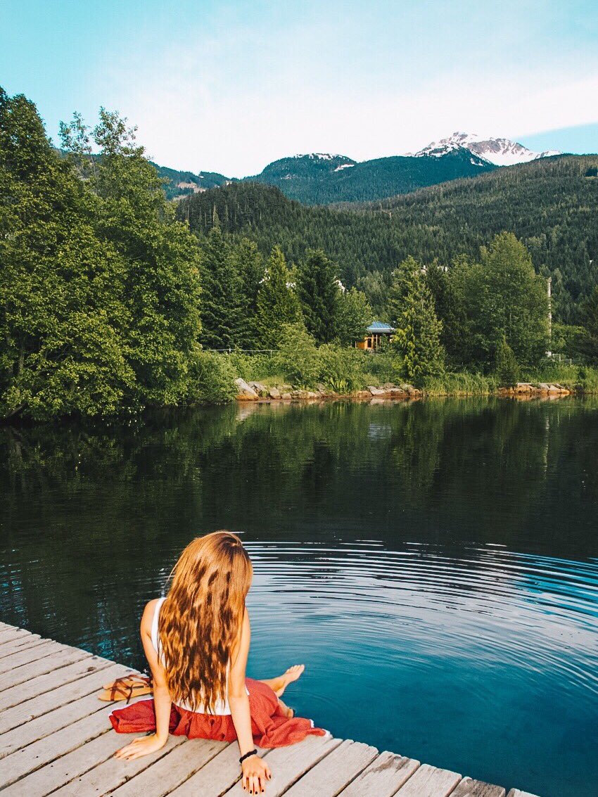 DreamtimeBlog's tweet photo. Magic among the mountains... ✨🏞🌲 https://t.co/6uJnDzkEzC