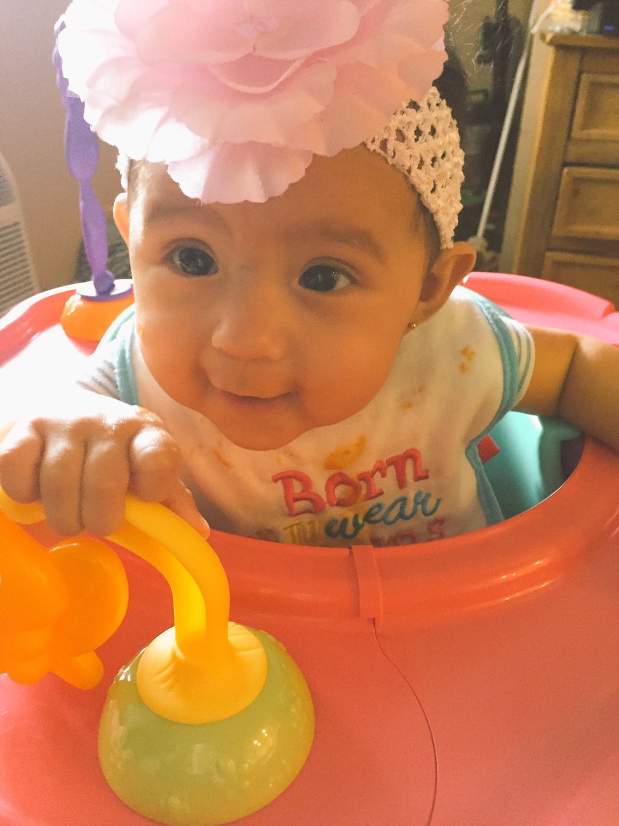 FromDivine's tweet image. Ay mi niña Magdalena Isabel. Que linda eres. Mi pedazito de mi corazón. #loveyou #babygirl 💕