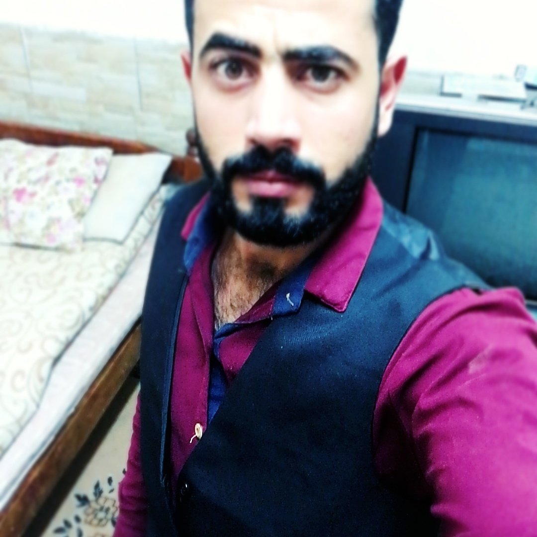 3Alassi's tweet image. ياصباح   الخير  وشعور  المعزه
ياصباح  الحب  لعيون الحبايب

وكل  قلبن  طاهرن   ربي   يعزه
دعوتن مني لكم  حاضر وغايب