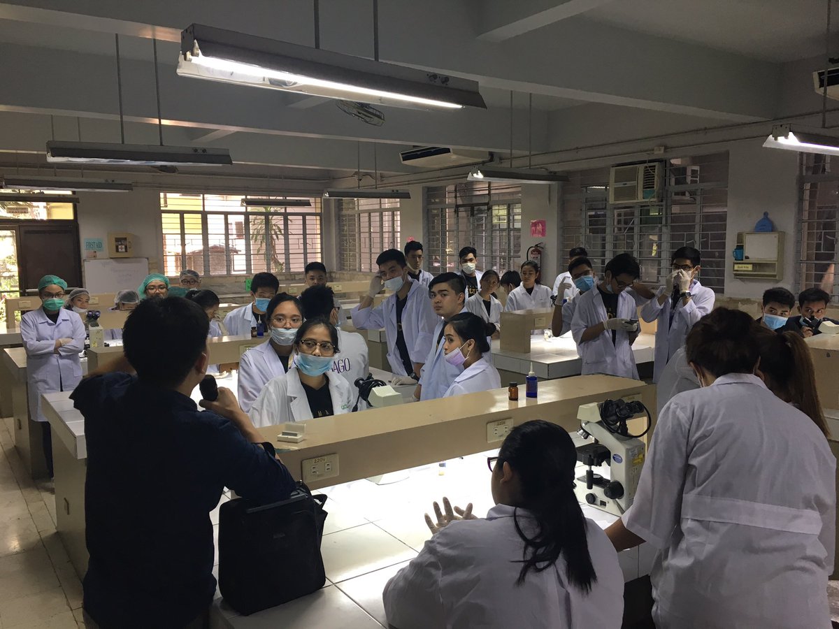 ustmts's tweet photo. Happening now: Sir Alvin Flores explaning the instructions for Parasitology. 

#CHROMA2017 
#USTMedTechDay https://t.co/sCtqc0jpro