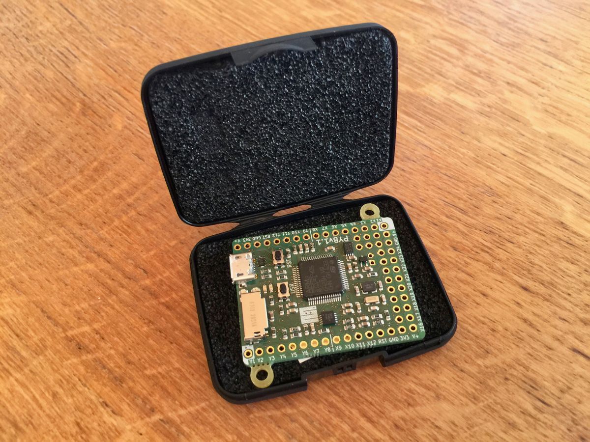 MoebiusFactory's tweet image. Nous testons la #MicroPython #PyBoard #PYB v1.1 pour un usage sur des projets professionnel #IoT, #python