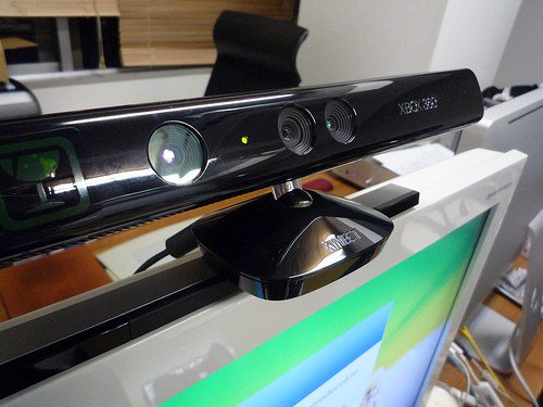 charlesarthur's tweet photo. A Kinect sensor: soon one of these will fit in your pocket. Sorta. https://t.co/iRDcnyMb5I https://t.co/OOP0gRUOs9