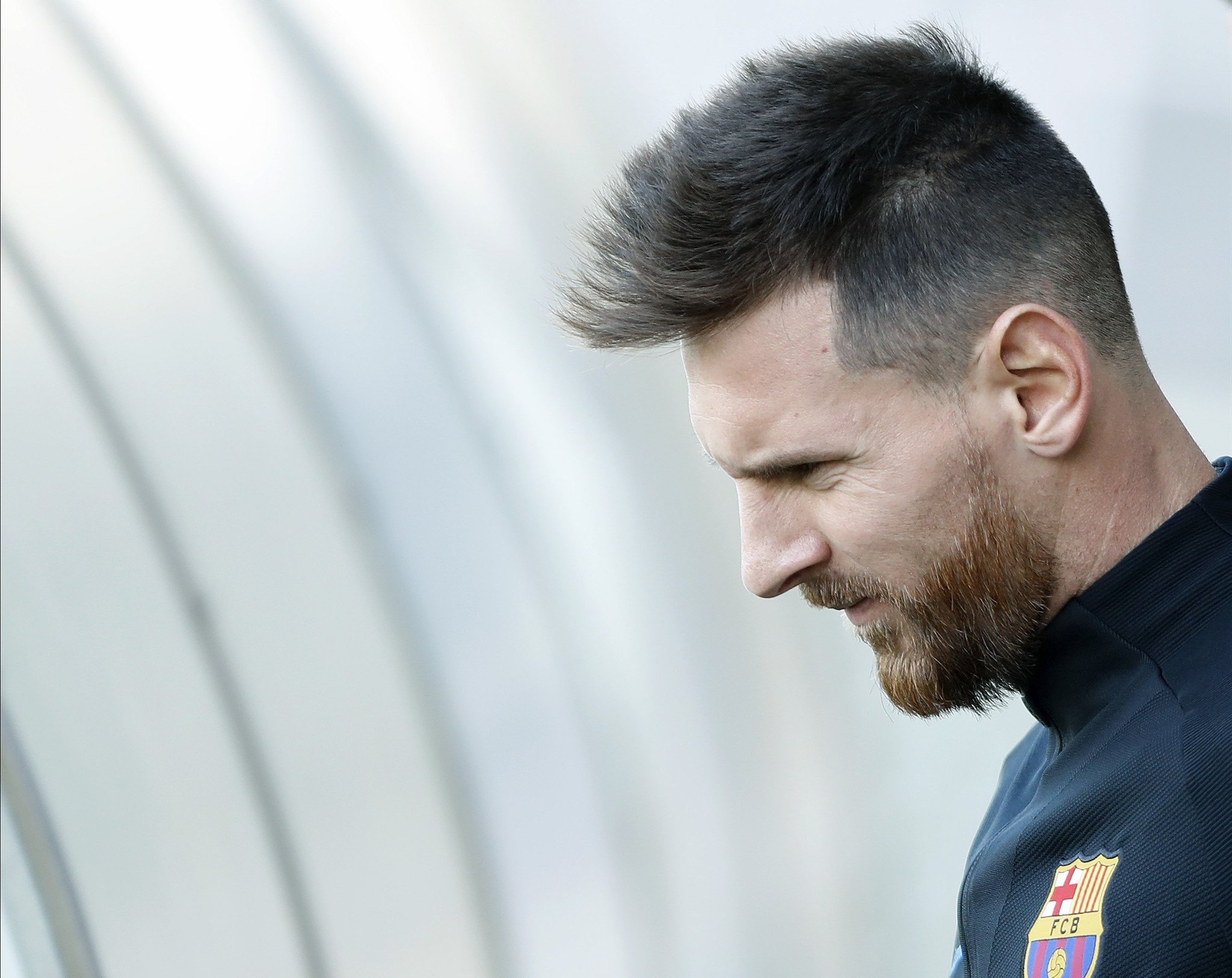 Lionel Messi's Top 10 Most Iconic Hairstyles | Lionel messi, Lionel messi  haircut, Low maintenance hair