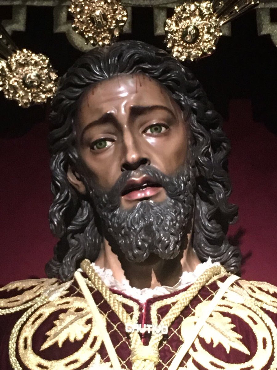 hdad_sanpablo's tweet photo. Amanece un nuevo día en San Pablo con nuestros Titulares preparados para el mes del Rosario. https://t.co/t1TxQttjde