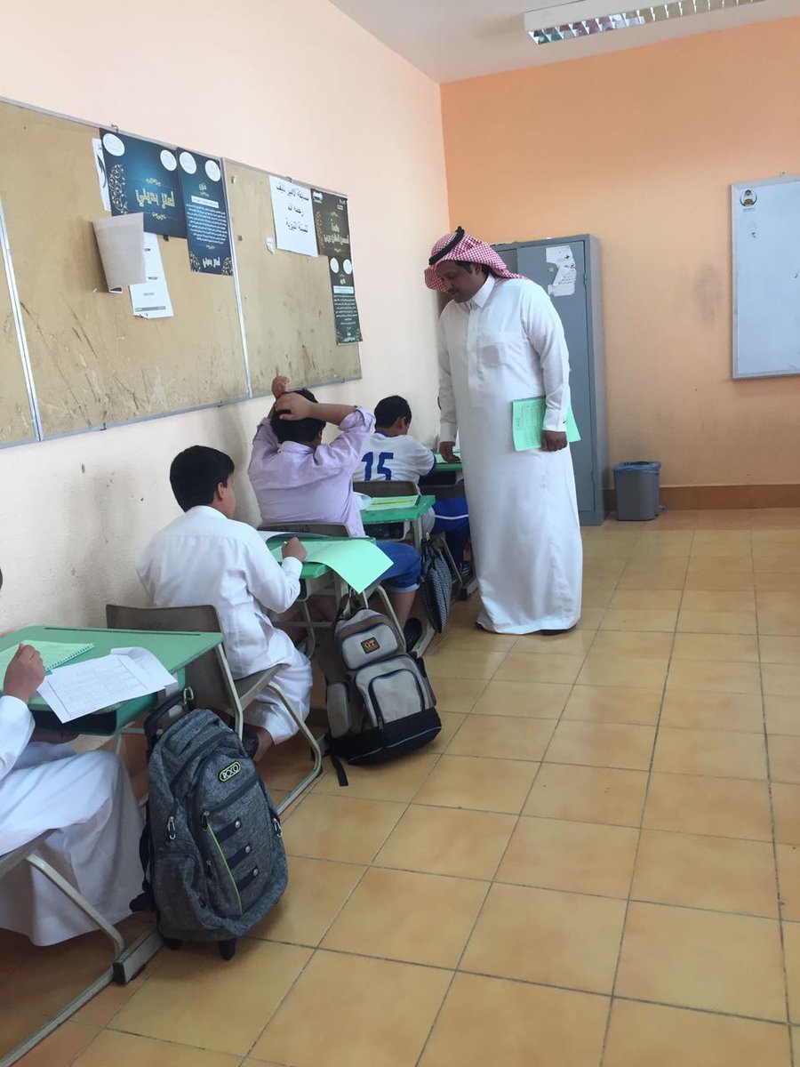 AlMohobin's tweet image. قسم #الموهوبين_تعليم_المذنب  يطبق مقياس القدرات العقلية بمدارس محافظة #المذنب صباح اليوم 28/12/1438
#مدرسة المتوكل
تنفيذ أ.عبدالله الشويمان