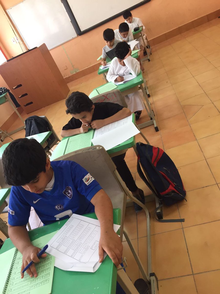 AlMohobin's tweet image. قسم #الموهوبين_تعليم_المذنب  يطبق مقياس القدرات العقلية بمدارس محافظة #المذنب صباح اليوم 28/12/1438
#مدرسة المتوكل
تنفيذ أ.عبدالله الشويمان