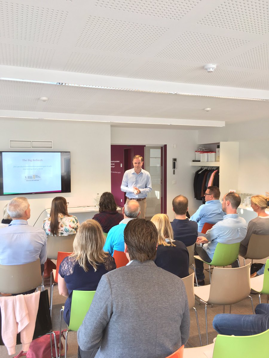 Full house op #voka #bigrefresh voor sustainability reporting <a href="/VOKA_OVL/">Voka Oost-Vlaanderen</a> met <a href="/Magelaan/">Magelaan</a> @sustenuto