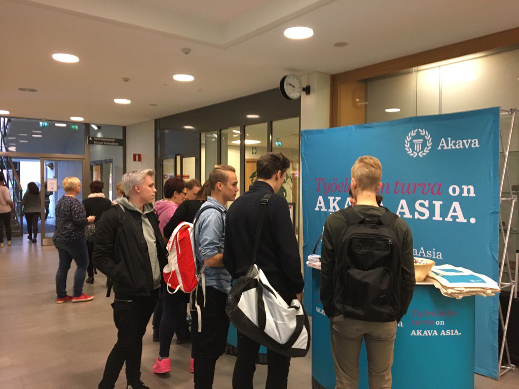 VeikkaKuusisto's tweet photo. Tultiin @AkavaRy , @TAJAfi ja @Talentiary kanssa Saimaan ammattikorkeakoululle kertomaan työelämästä. #AkavaPopUp https://t.co/lF2DqPzqBQ