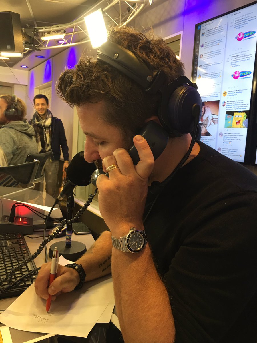 BRUNOFUNRADIO's tweet image. .@BrunoGUILLONOff passe au standard ! #Multifonctions #BrunoFunRadio