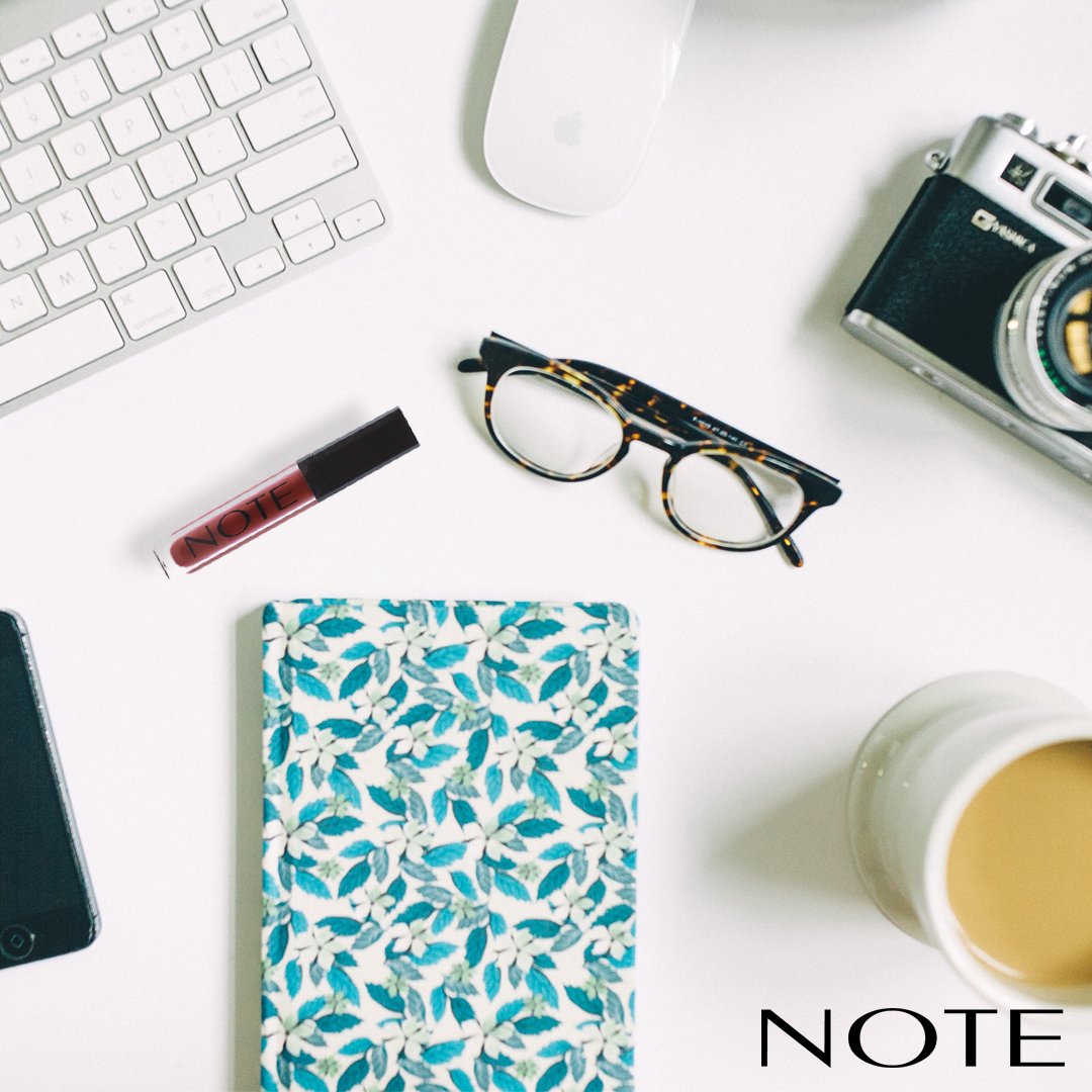 NoteSingapore's tweet image. Start your day with #NOTE Mattemoist Lipgloss! 💄 Get yours now: ow.ly/eR1f30fesdS #note_sg